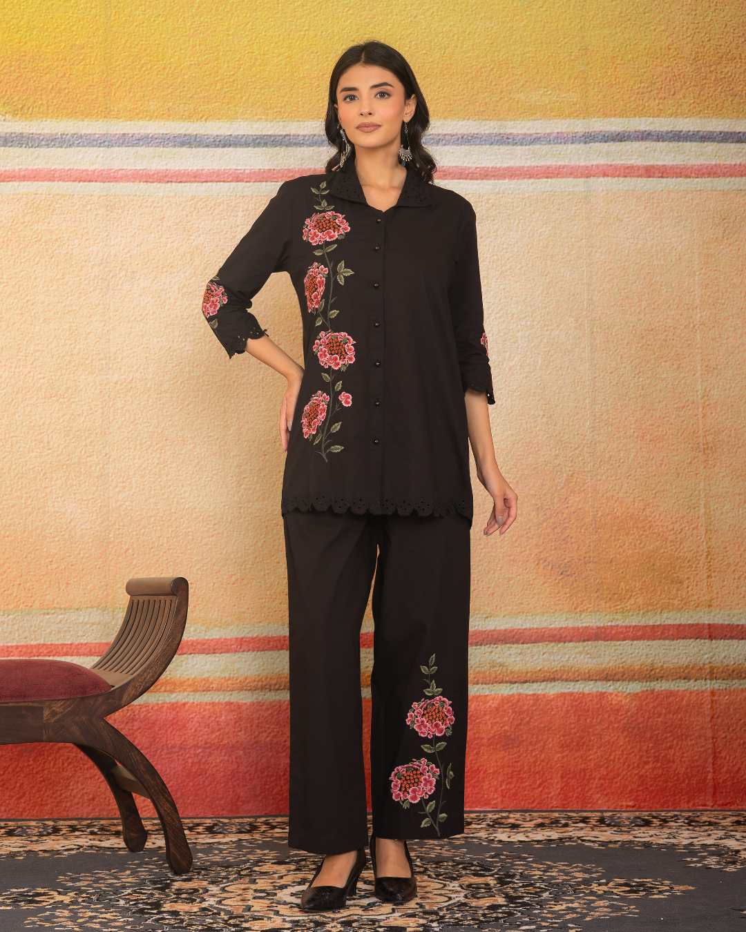 Rosette Noir Three Piece Set